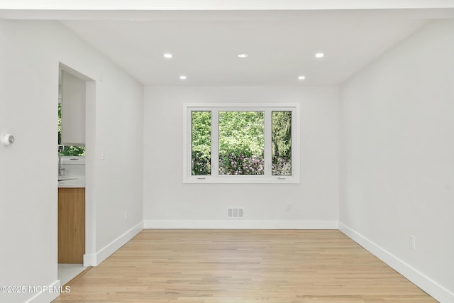 10 Pepperidge Rd, Howell, NJ 07731 - spare room featuring light wood finished floors, recessed lighting, and baseboards