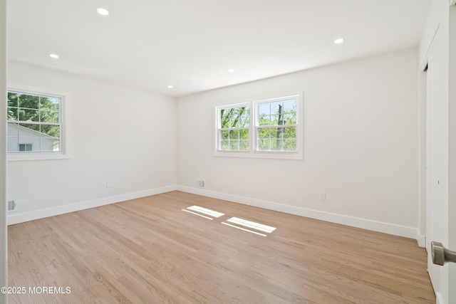 10 Pepperidge Rd, Howell, NJ 07731 - unfurnished bedroom featuring multiple windows, light wood finished floors, recessed lighting, and baseboards