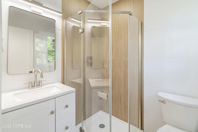 10 Pepperidge Rd, Howell, NJ 07731 - full bathroom featuring a shower stall, vanity, and toilet