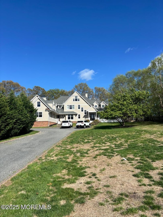 231 Friendship Rd, Howell, NJ 07731 - view of front of house featuring asphalt driveway