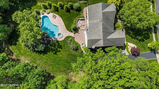 11 Elkridge Way, Manalapan, NJ 07726 - drone / aerial view of a pool area