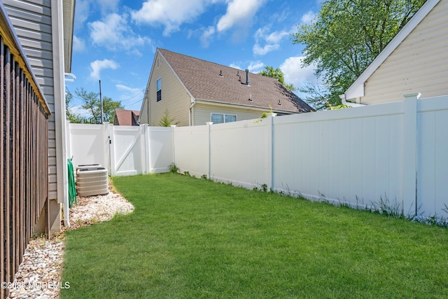 9 Fullerton Dr, Brick, NJ 08723 - view of yard featuring central air condition unit