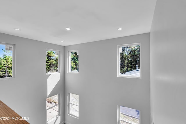 169 Grand Central Pkwy, Bayville, NJ 08721 - detailed view of recessed lighting