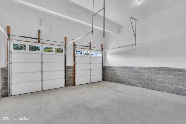 169 Grand Central Pkwy, Bayville, NJ 08721 - garage featuring concrete block wall