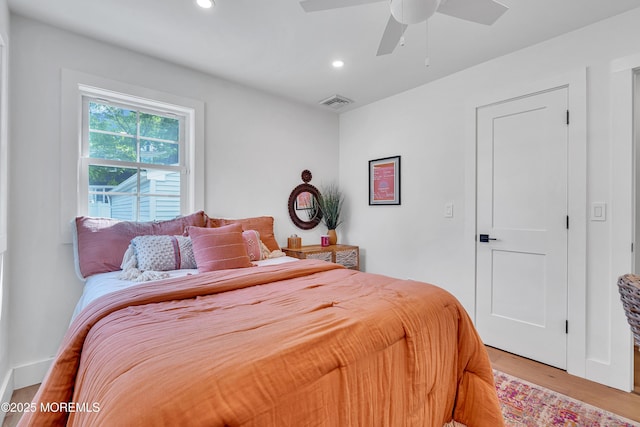 2574 Algonkin Trl, Manasquan, NJ 08736 - bedroom featuring recessed lighting, light wood-style flooring, and ceiling fan