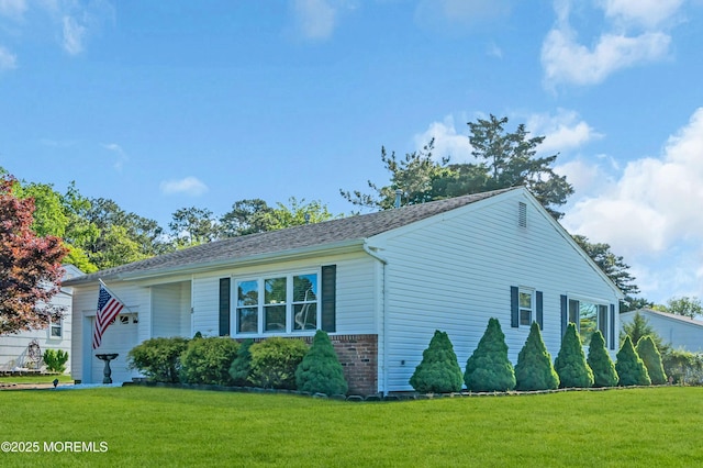 8 Brakenbury Ct, Toms River, NJ 08757 - view of front facade with a front lawn and a garage