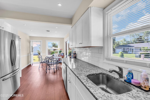 8 Brakenbury Ct, Toms River, NJ 08757 - kitchen with appliances with stainless steel finishes, a sink, decorative backsplash, white cabinetry, and recessed lighting