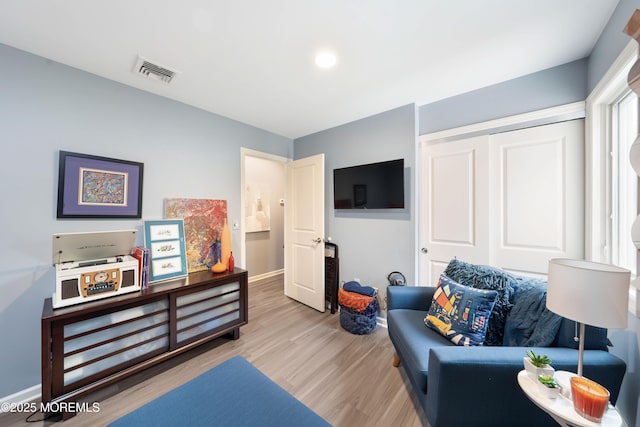 9 Crossridge Cir, Marlboro, NJ 07746 - living area featuring wood finished floors, baseboards, and recessed lighting