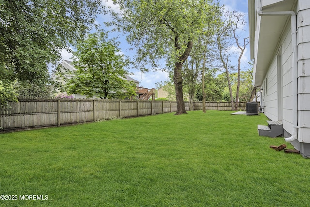 1117 Wake Forest Dr, Toms River, NJ 08753 - view of yard with central AC