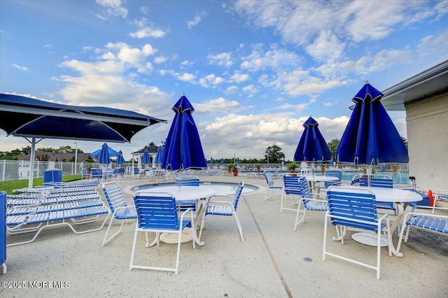 634 Saint Andrews Pl, Manalapan, NJ 07726 - view of patio