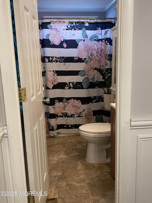 89 Seattle Slew Dr, Howell, NJ 07731 - full bathroom with toilet, crown molding, vanity, and curtained shower