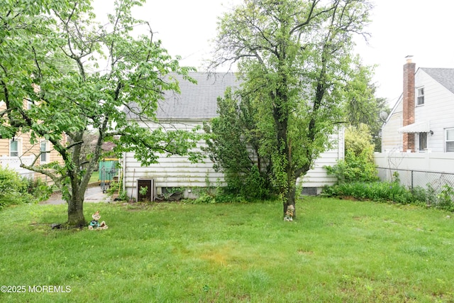 644 Monmouth Ave, Kenilworth, NJ 07033 - view of yard