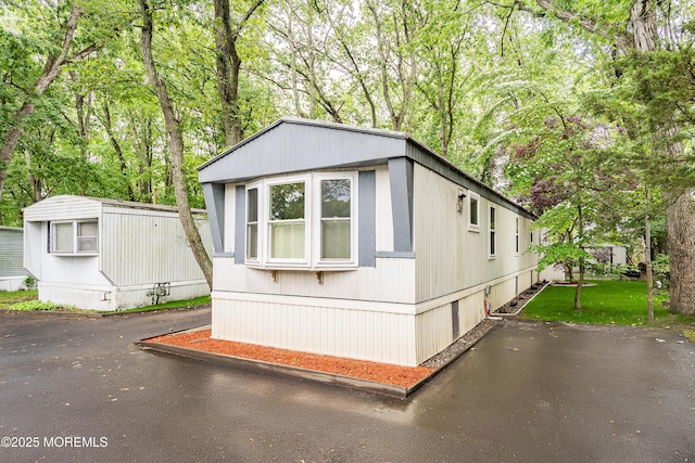 39 Marcia Memorial Cir, Jackson, NJ 08527 - view of front of house