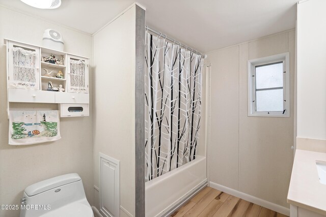 39 Marcia Memorial Cir, Jackson, NJ 08527 - full bath featuring wood finished floors, toilet, shower / bath combo, and vanity