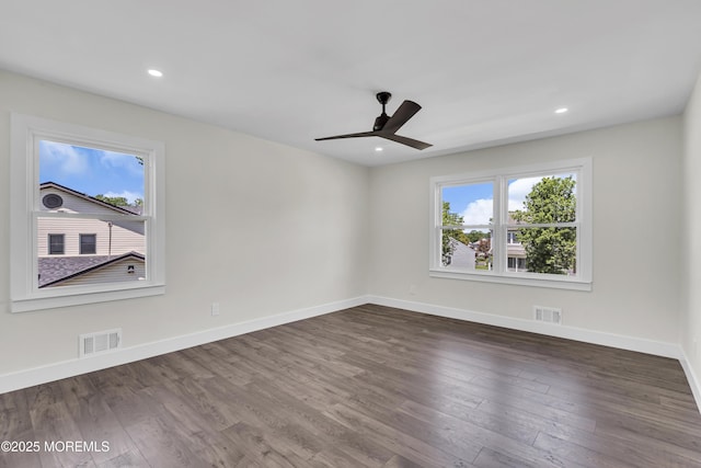 18 Heritage Dr, Edison, NJ 08820 - spare room featuring wood finished floors, baseboards, ceiling fan, and recessed lighting