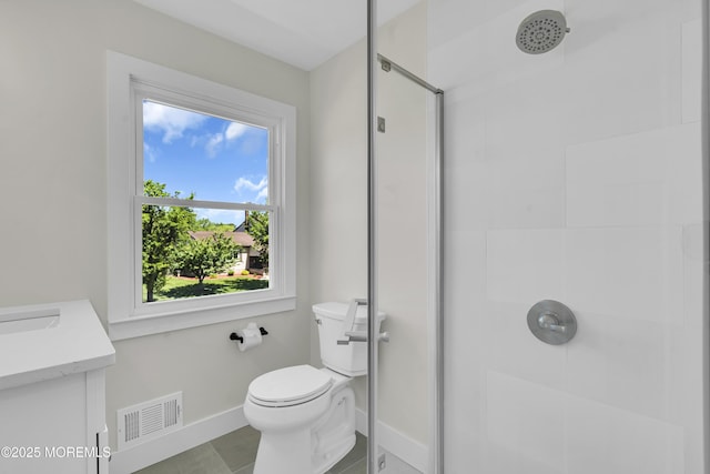18 Heritage Dr, Edison, NJ 08820 - bathroom with a tile shower, baseboards, vanity, and toilet