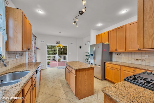 208 Bradwick Way, Marlboro, NJ 07746 - kitchen featuring stainless steel appliances, a kitchen island, a sink, decorative backsplash, and light tile patterned flooring