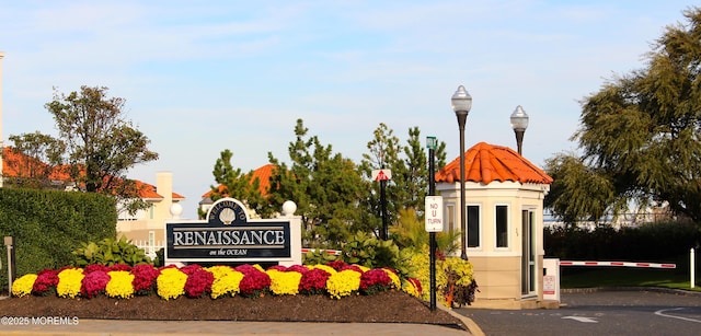 17 Riviera Dr, Long Branch, NJ 07740 - view of community / neighborhood sign