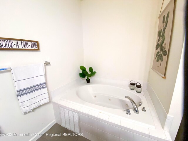 318 Hawthorne Ln, Barnegat, NJ 08005