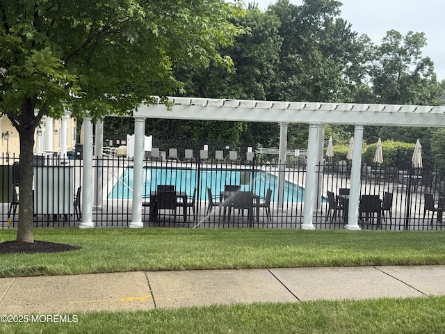 37 Violet Ct, Holmdel, NJ 07733 - view of community pool