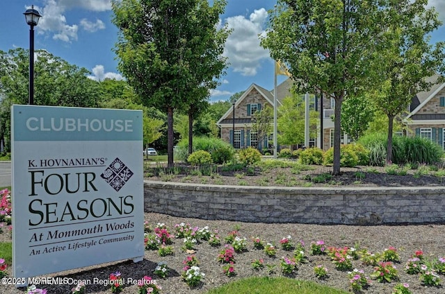 18 Lily Pond Ct, Howell, NJ 07731 - exterior view