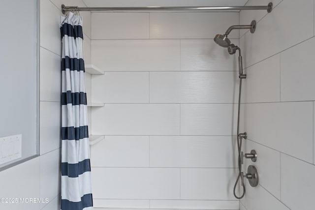 601 Bangs Ave Unit 701, Asbury Park, NJ 07712 - full bath with curtained shower
