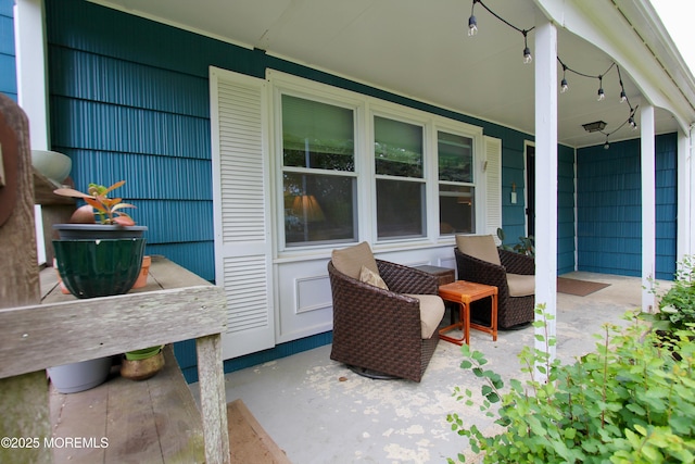 208 Hillcrest Ave, Neptune Township, NJ 07753 - view of covered porch
