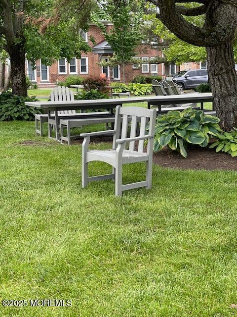 310 Maryland Ave Unit 11B, Point Pleasant Beach, NJ 08742 - view of property's community featuring a lawn