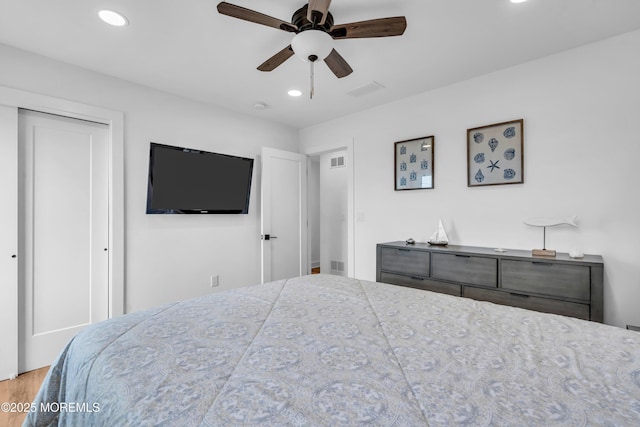 303 Forman Ave, Point Pleasant Beach, NJ 08742 - bedroom featuring recessed lighting, wood finished floors, a closet, and a ceiling fan