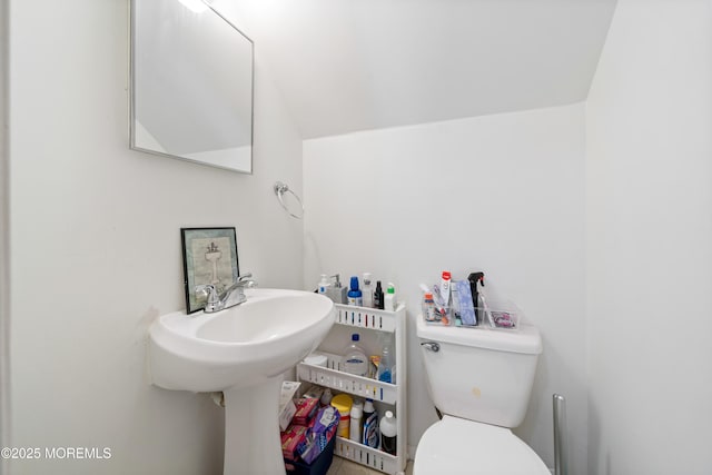 952 Stafford Dr, Toms River, NJ 08753 - half bath with toilet