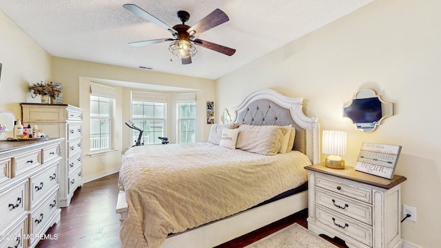 280 Tulip Ln, Freehold, NJ 07728 - bedroom featuring dark wood finished floors, baseboards, and a ceiling fan