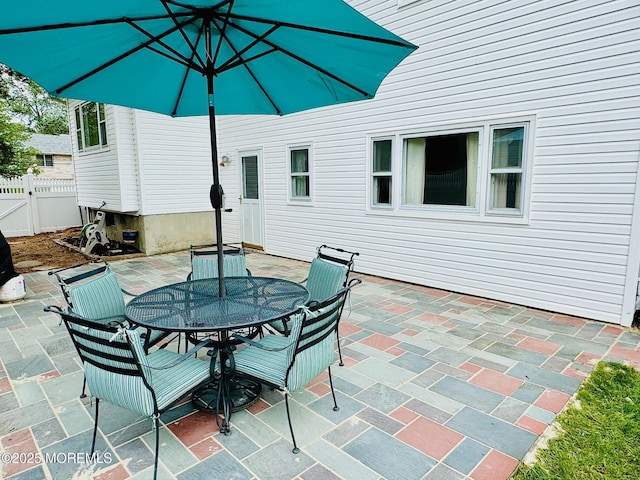 7 Rosewood Dr, Milltown, NJ 08850 - view of patio / terrace with outdoor dining space