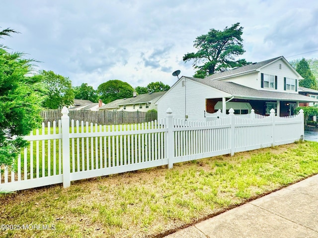 7 Rosewood Dr, Milltown, NJ 08850 - view of side of home