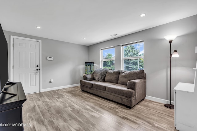120 Lake Winnepesaukee Dr, Little Egg Harbor, NJ 08087 - living area featuring light wood-style floors, baseboards, and recessed lighting