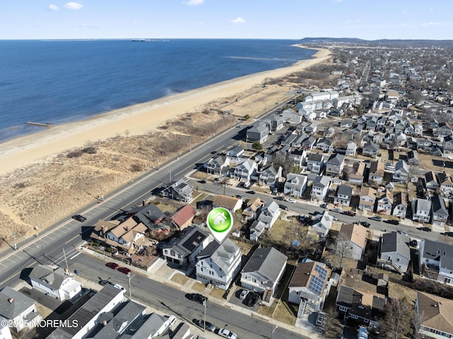 8 Oceanview Ave, Keansburg, NJ 07734 - aerial view of property and surrounding area with nearby suburban area and extended coastline