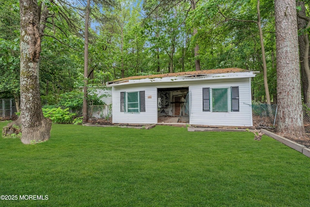 352 Leesville Rd, Jackson, NJ 08527 - view of front of house featuring an outbuilding