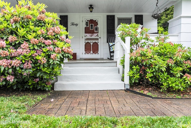 30 Balloch Pl, Red Bank, NJ 07701 - property entrance featuring covered porch