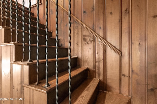 30 Balloch Pl, Red Bank, NJ 07701 - view of staircase