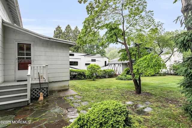 30 Balloch Pl, Red Bank, NJ 07701 - view of green lawn