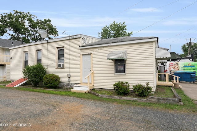 289 Port Monmouth Rd, North Middletown, NJ 07748 - view of front of house with entry steps