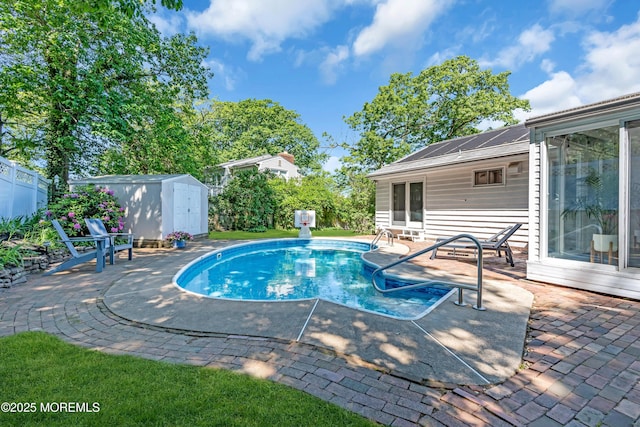 162 Delaware Ave, Atlantic Highlands, NJ 07716 - view of swimming pool featuring a patio and a fenced backyard