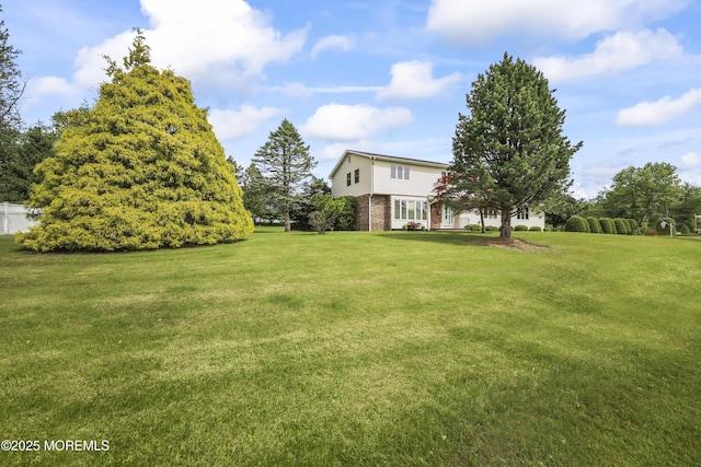 27 Sargent Rd, Freehold, NJ 07728 - view of green lawn