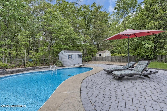 1771 Calico Ln, Toms River, NJ 08753 - view of swimming pool with a fenced backyard, a patio area, a diving board, and view of wooded area