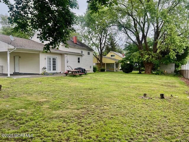 706 Tide Pl, Neptune Township, NJ 07753 - view of yard featuring french doors
