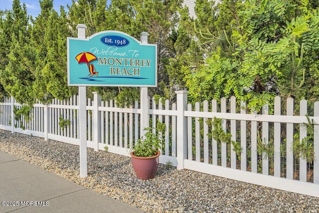 200 San Fernando Dr, Lavallette, NJ 08735 - view of community sign