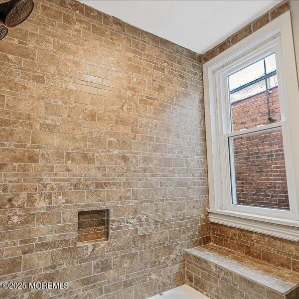 1262 Thurman St, Camden, NJ 08104 - view of full bath