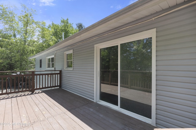 5 S Dakota Ave, Jackson, NJ 08527 - view of deck