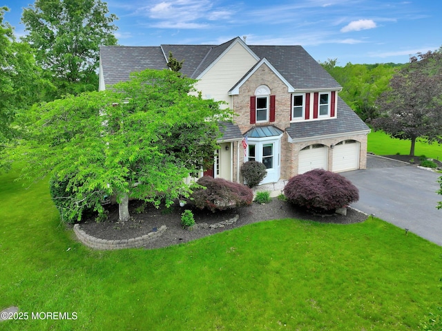2 Hampton Hollow Dr, Perrineville, NJ 08535 - view of front of property featuring asphalt driveway and a front yard