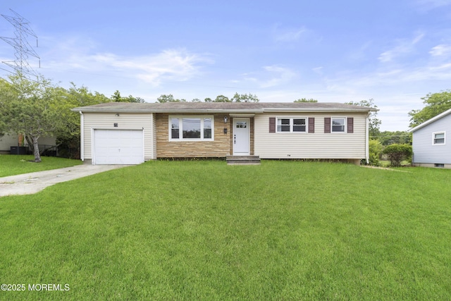 23 Drexel Dr, Jackson, NJ 08527 - ranch-style home featuring driveway, a front yard, and a garage