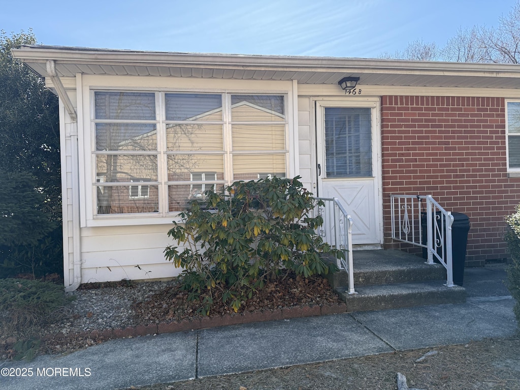146B Hudson Pkwy, Whiting, NJ 08759 - entrance to property with brick siding